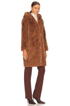APPARIS Celina 3 Faux Fur Coat Camel 6 APPARIS Celina 3 Faux Fur Coat Camel -FREE PEOPLE || Nike || Steve Madden Sales Store APRS WO106 V3