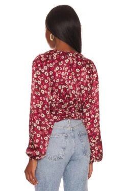 BCBGeneration V Neck Blouse Abstract Floral -FREE PEOPLE || Nike || Steve Madden Sales Store BGEN WS570 V3