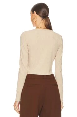 Split V Neck Crop Top Sandy -FREE PEOPLE || Nike || Steve Madden Sales Store BOBI WS2355 V3