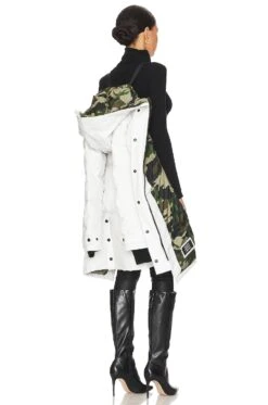 Canada Goose Shelburne Parka Snowcap & Classic Camo -FREE PEOPLE || Nike || Steve Madden Sales Store CANA WO142 V6