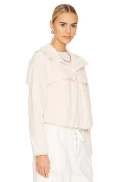 Canada Goose Sinclair Jacket Dune -FREE PEOPLE || Nike || Steve Madden Sales Store CANA WO152 V3