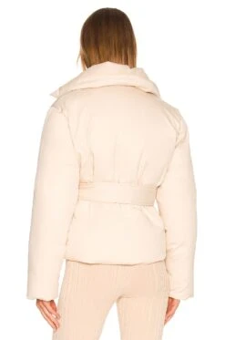 Weyes Puffer Jacket Ivory -FREE PEOPLE || Nike || Steve Madden Sales Store EAVR WO94 V4