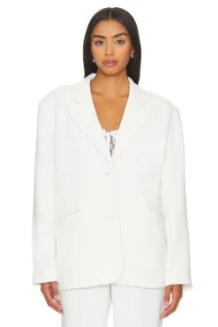 GOOD AMERICAN Suiting Boyfriend Blazer Ivory001 7 GOOD AMERICAN Suiting Boyfriend Blazer Ivory001 -FREE PEOPLE || Nike || Steve Madden Sales Store GAME WO17 V3