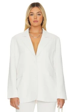 GOOD AMERICAN Suiting Boyfriend Blazer Ivory001 8 GOOD AMERICAN Suiting Boyfriend Blazer Ivory001 -FREE PEOPLE || Nike || Steve Madden Sales Store GAME WO17 V4