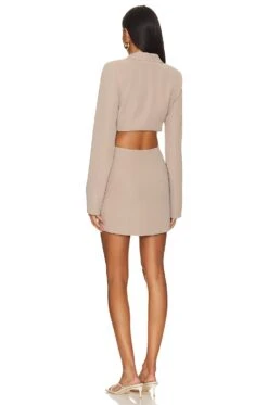 Leticia Blazer Dress Beige -FREE PEOPLE || Nike || Steve Madden Sales Store MALR WD1295 V3
