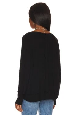 Spence V-neck Pullover Black -FREE PEOPLE || Nike || Steve Madden Sales Store MLAU WK206 V3