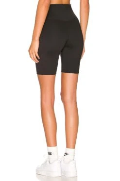 Nike 7in Short Black & White -FREE PEOPLE || Nike || Steve Madden Sales Store NIKR WF106 V3