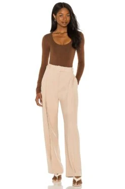 Scoop Neck Long Sleeve Bodysuit Chocolate -FREE PEOPLE || Nike || Steve Madden Sales Store REOR WS8 V5